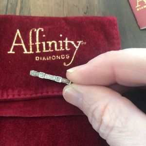 Affinity Diamonds Silver Ring